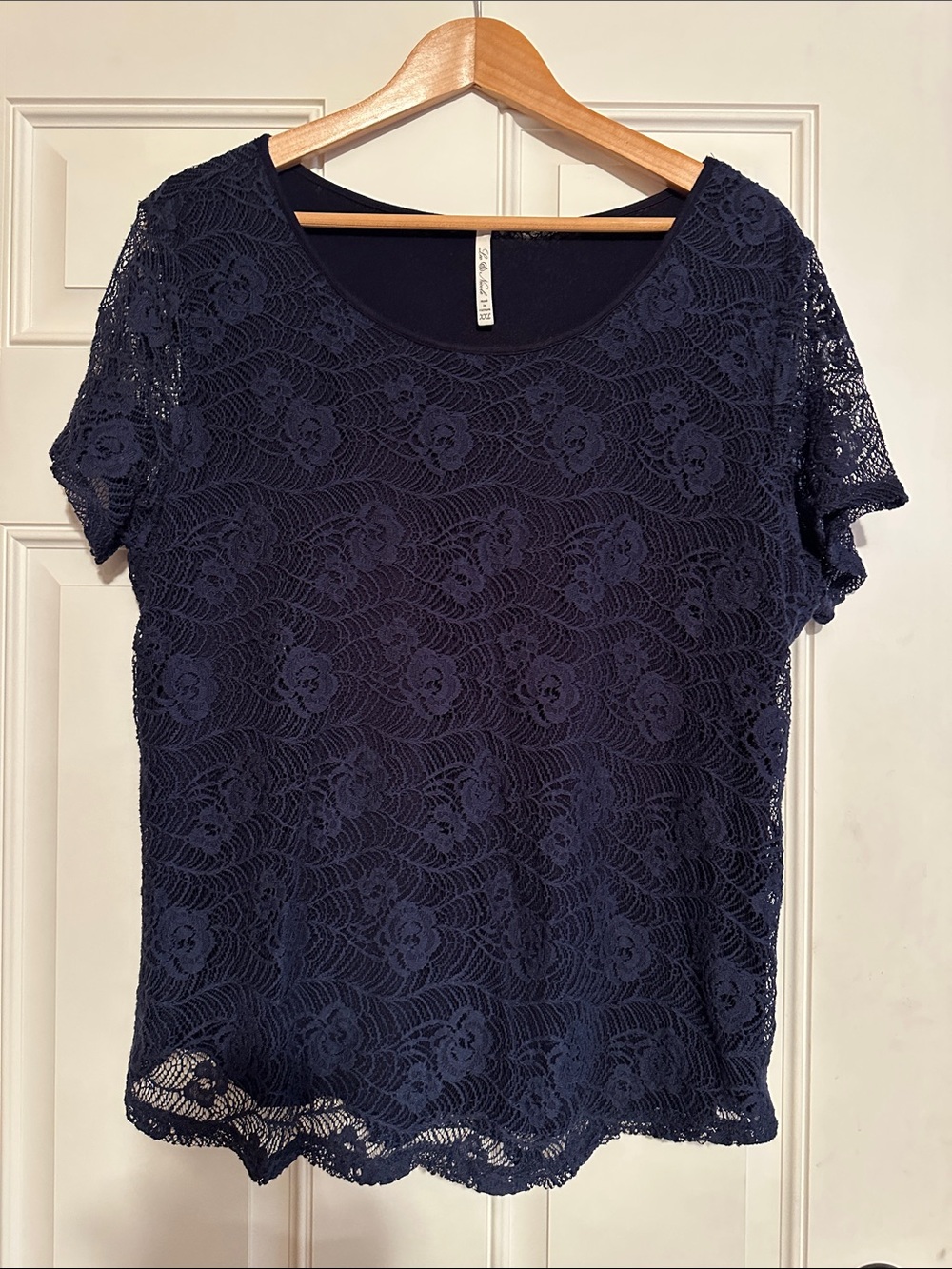 Leo & Nicole Navy Lace Short Sleeve Blouse